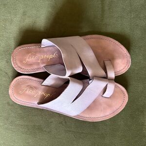 Free People Abilene Toe Loop Purple Sandals